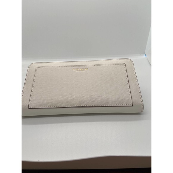 Coach New York Wallet New With Tags - Picture 1 of 3